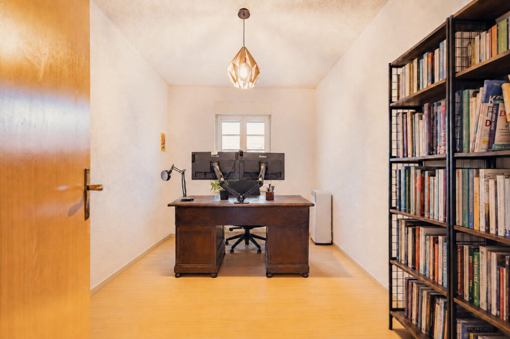 Arbeitszimmer