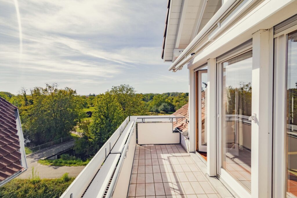 Balkon mit Markise